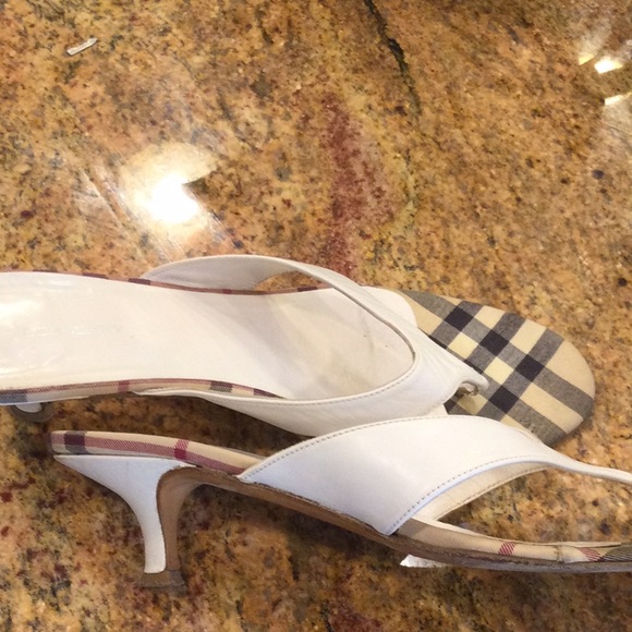Burberry Kitten Mules - Picture 2 of 5